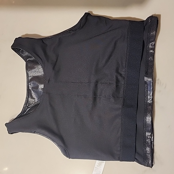 ✨️3/$20 - Joe Fresh faux leather snake skin black long crop style sports bra - Picture 3 of 4